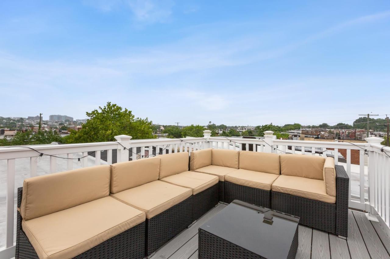 Pristine Townhouse With Rooftop Deck Near Canton! Baltimora Esterno foto